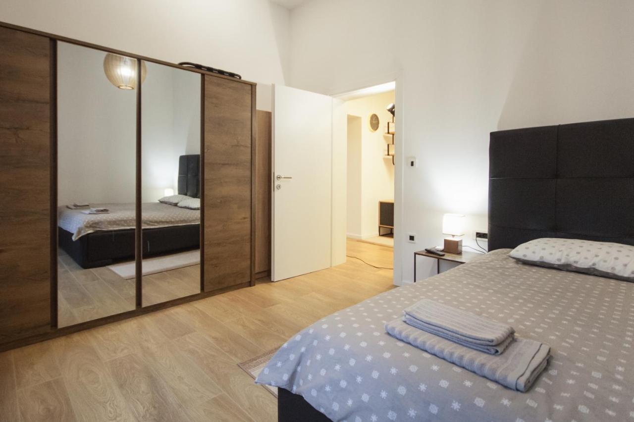 Apartment Josip Pula Eksteriør billede